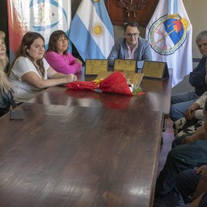 07.11.25 - Placa Día del Canillita (4)