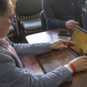 07.11.25 - Placa Día del Canillita (6)