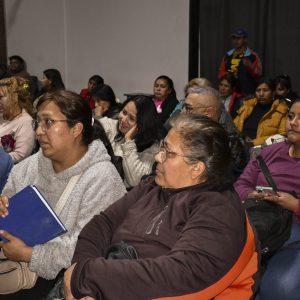 Charla con vecinos4