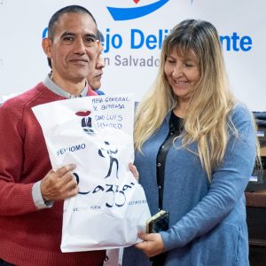 Entrega de uniformes (5)