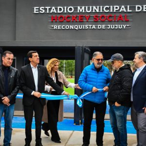 Inauguración Cancha Hockey5.jpg