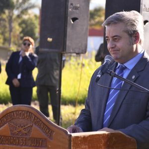 Izamiento de Banderas6