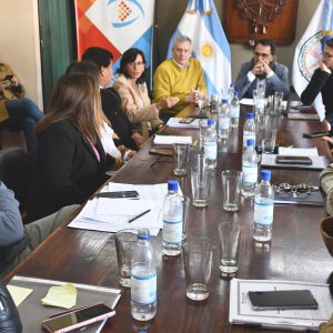 Reunión con funcionarios3